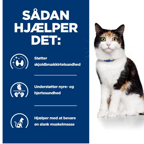 En kat sidder på en plakat med ordene sadan helseper det, der promoverer Hills Prescription Diet y/d Thyroid Care tørfoder til katte.