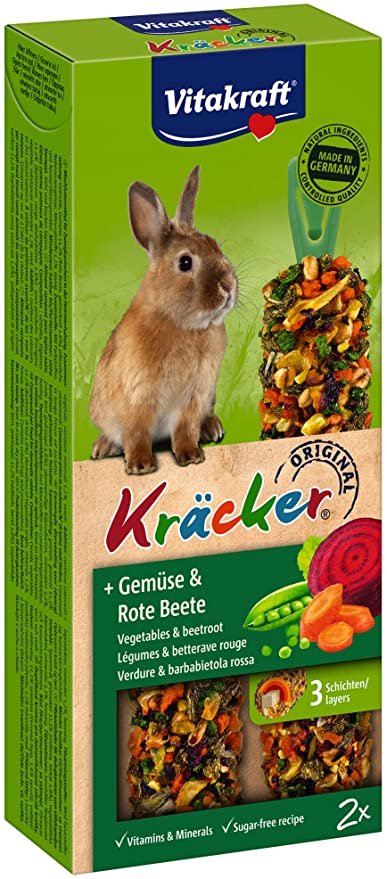 En æske lækkeri stænger til kaniner Vitakraft Kräcker med gulerødder og gulerødder.