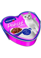 Beskrivelse: En dåse med delikat vådfoder i sauce til katte i en lyserød hjerteform, uden sukker, og med kødfyldige velsmagende bidder, Poésie fra Vitakraft.