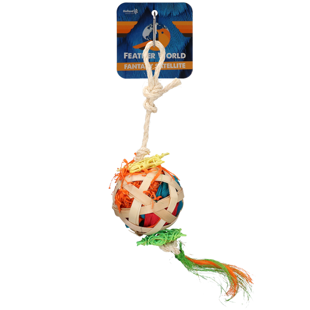 En Feather World farverig bold fyldt med Fugle aktivitet, Fuglelegetøj, sjov mental udfordring materialer, knyttet til et reb.