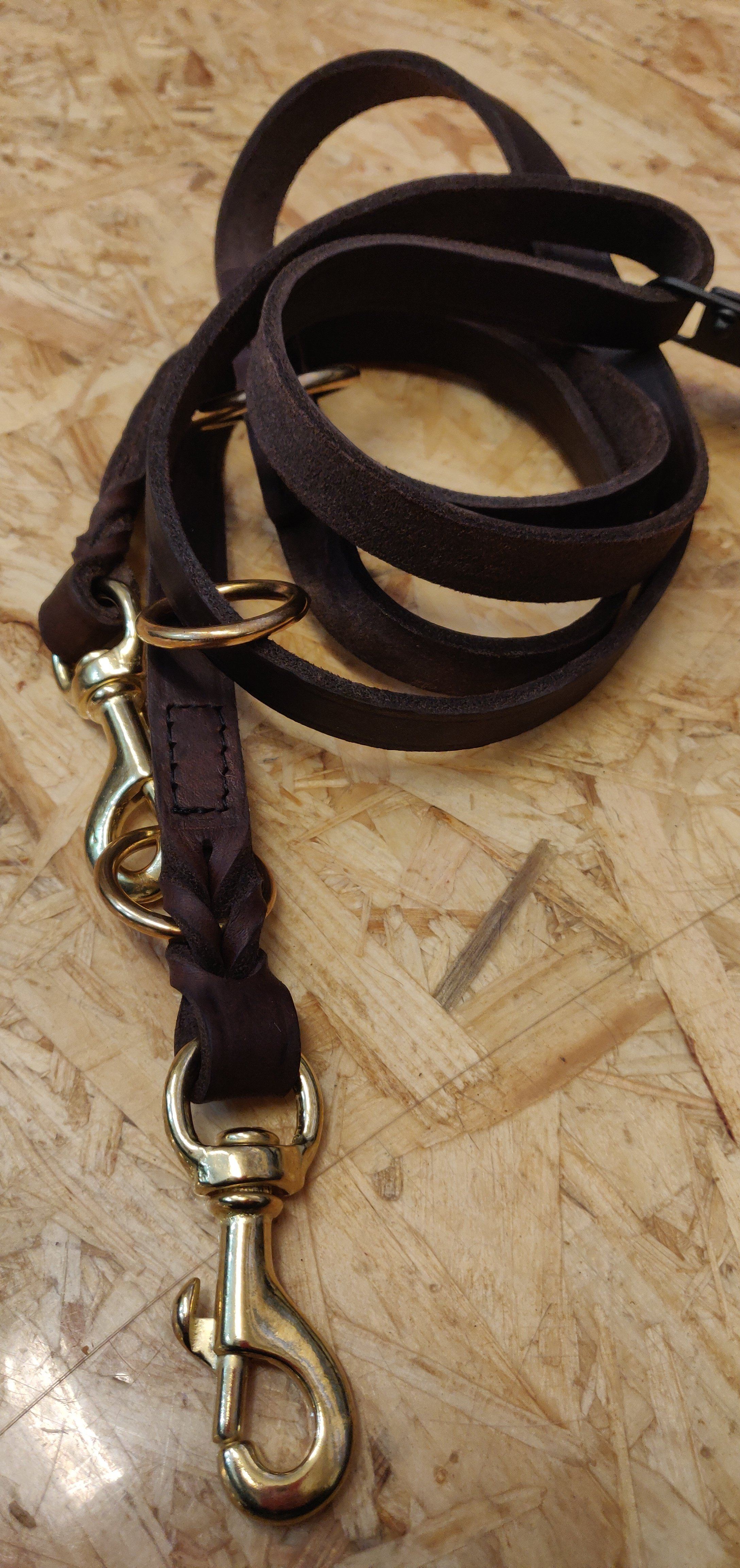Læder brun hundesnor dressur 215cm, bøffel