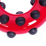 En rød og sort Kong mariehøne ring med sorte prikker fra Kong Dotz Circle, slidstærk og god til hvalpetænder.