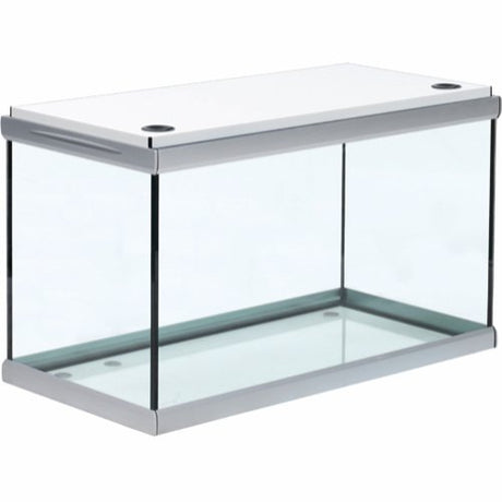 Et Akvastabil glas akvarium med høj funktionalitet på hvid baggrund.
