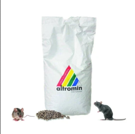 En pose Altromin-rottefoder ved siden af en pose Altromin-mus.