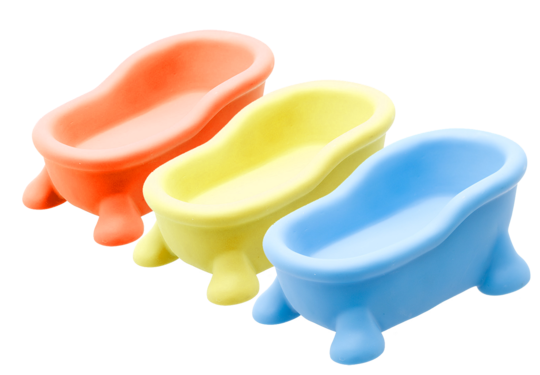 Et sæt med tre JW plastikbaljer i forskellige farver, ideelle til at organisere husholdningsartikler.