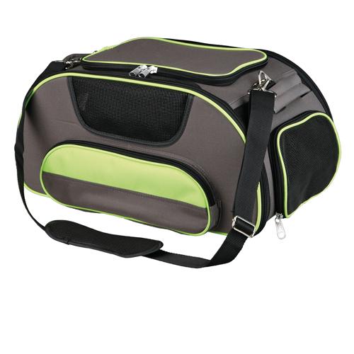 En grå og grøn Trixie Transporttaske, også til flyveturen, bæretaske på hvid baggrund.