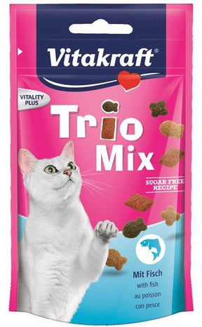 Vitakraft Kattegodbid med fisk. Trio mix kattefoder er en lækker kombination af sprøde snacks, formet som lækre godbidder, der er beriget med fisk for ultimativ kattetilfredshed.