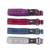 En serie af fire Hurtta Casual Halsbånd i forskellige farver, der er behagelige for hunden og perfekte til aktiviteter.