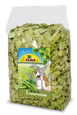 En snack med Gnaversnacks fra JR farm tørrede ærteflager 1 kg i en pose, sat mod en hvid baggrund.