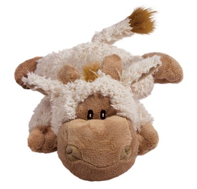 En Kong Cozies Naturals Medium, solid nuttede hundebamser fra Kong liggende på en slidstærk hvid baggrund.