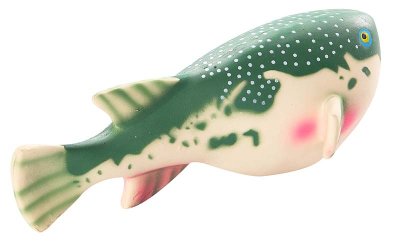 Et grønt og hvidt Pivedyr 22 cm til hunde, Søde Ballonfisk fiskelegetøj på hvid baggrund, lavet af latex materiale af pawise.