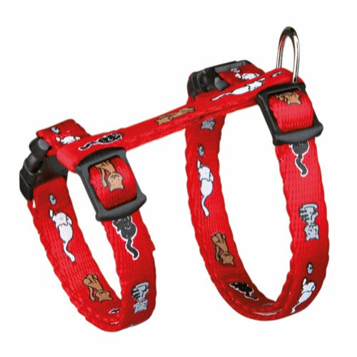En rød hundesele med Trixies Killingesele m/ line på.