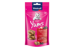 En pose Vitakraft Cat Yums med Kattegodbid med og og hyldebær til en kanin.
